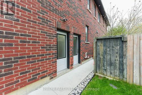 897 Fourth Street, Mississauga, ON - Outdoor