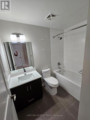 1603 - 15 Lynch Street, Brampton, ON - Indoor Photo Showing Bathroom