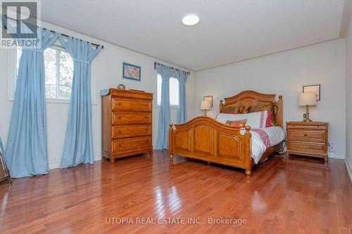 3967 Mcdowell Drive, Mississauga, ON - Indoor Photo Showing Bedroom