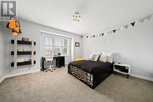 48 Settlers Landing Drive, Quinte West, ON - Indoor Photo Showing Bedroom