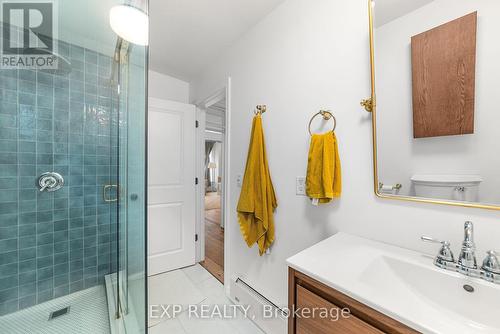 276 William Street, Belleville, ON - Indoor Photo Showing Bathroom