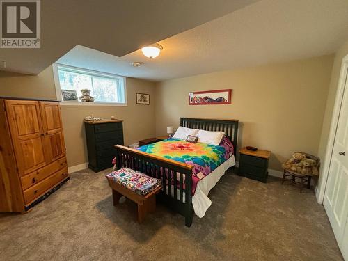 543 Hartland Avenue, Midway, BC - Indoor Photo Showing Bedroom