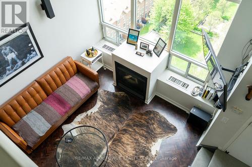 814 - 250 Manitoba Street, Toronto, ON - Indoor With Fireplace