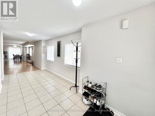 Upper - 514 Candlestick Circle, Mississauga, ON - Indoor Photo Showing Other Room