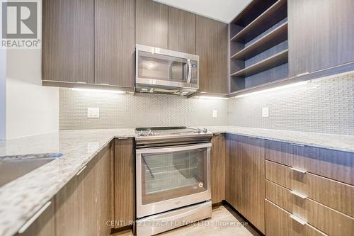 811 - 4633 Glen Erin Drive, Mississauga, ON - Indoor Photo Showing Kitchen With Upgraded Kitchen