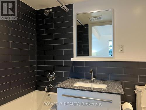 503 - 160 Flemington Road, Toronto, ON - Indoor Photo Showing Bathroom