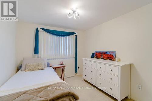 3 - 2226 Upper Middle Road, Burlington, ON - Indoor Photo Showing Bedroom
