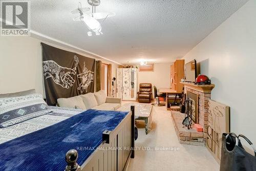 3 - 2226 Upper Middle Road, Burlington, ON - Indoor Photo Showing Bedroom