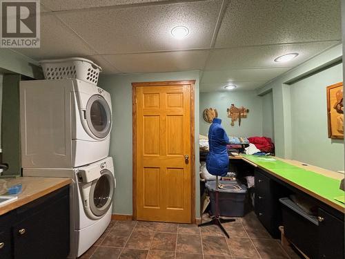 3085 Christian Valley Road, Westbridge, BC - Indoor Photo Showing Laundry Room