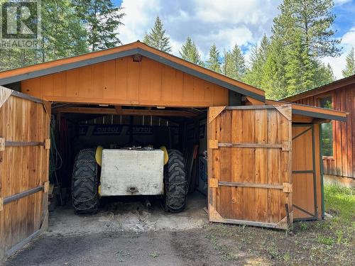 3085 Christian Valley Road, Westbridge, BC - Outdoor With Exterior