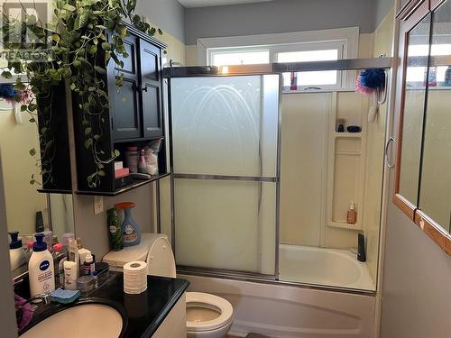 550 Rutland Road S, Kelowna, BC - Indoor Photo Showing Bathroom