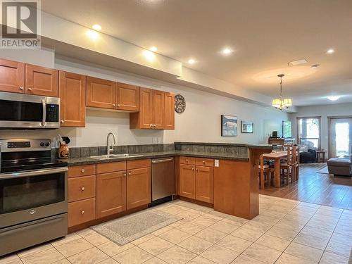 5401 Lakeshore Drive Unit# 105, Osoyoos, BC - Indoor Photo Showing Kitchen With Double Sink