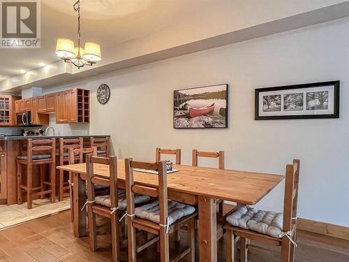 5401 Lakeshore Drive Unit# 105, Osoyoos, BC - Indoor Photo Showing Dining Room