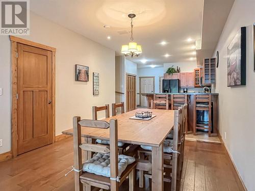 5401 Lakeshore Drive Unit# 105, Osoyoos, BC - Indoor Photo Showing Dining Room