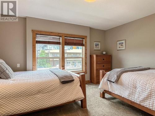 5401 Lakeshore Drive Unit# 105, Osoyoos, BC - Indoor Photo Showing Bedroom