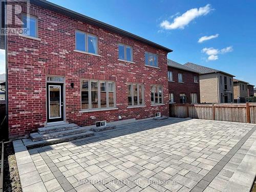23 Snap Dragon Trail, East Gwillimbury, ON - Outdoor With Exterior
