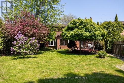 6 Longfellow Court, Whitby, ON - Outdoor