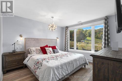 80 Horseshoe Boulevard, Oro-Medonte, ON - Indoor Photo Showing Bedroom