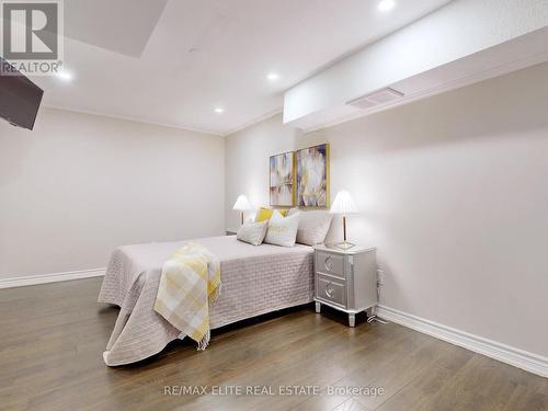 238 Rumble- Avenue, Richmond Hill, ON - Indoor Photo Showing Bedroom
