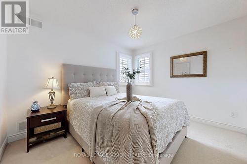 417 Bovin Avenue, Oshawa, ON - Indoor Photo Showing Bedroom