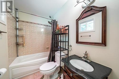 127 Weir Crescent, Toronto, ON - Indoor Photo Showing Bathroom