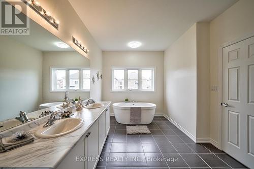6 Morley Crescent, Whitby, ON - Indoor Photo Showing Bathroom