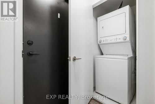 610 - 1480 Bayly Street, Pickering, ON - Indoor Photo Showing Laundry Room