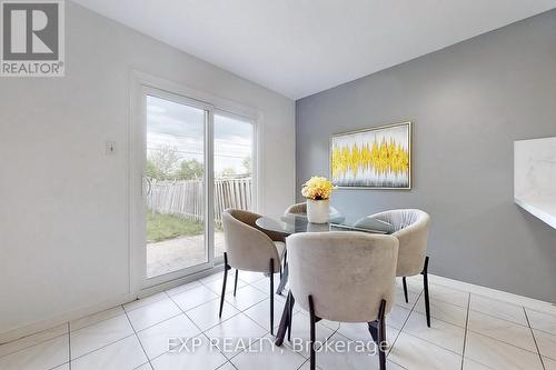 125 Roxanne Crescent, Toronto, ON - Indoor Photo Showing Dining Room