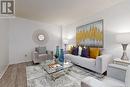 125 Roxanne Crescent, Toronto, ON  - Indoor Photo Showing Living Room 