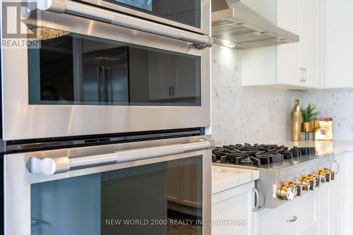 55 Bremner Street, Whitby (Rolling Acres), ON - Indoor Photo Showing Kitchen