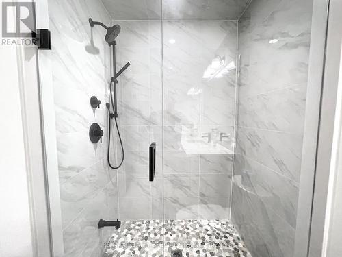 3207 Chimney Swift Crescent, Pickering, ON - Indoor Photo Showing Bathroom