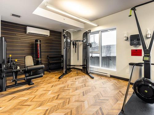 Exercise room - 511-8 Av. Donegani, Pointe-Claire, QC - Indoor Photo Showing Gym Room