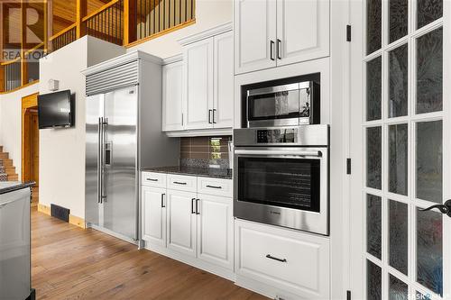 Lumsden Leach Acreage, Lumsden Rm No. 189, SK - Indoor Photo Showing Kitchen