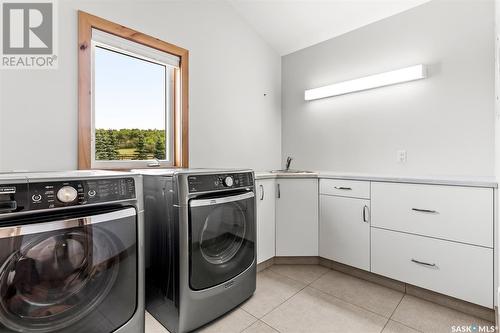 Lumsden Leach Acreage, Lumsden Rm No. 189, SK - Indoor Photo Showing Laundry Room