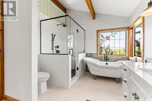 Lumsden Leach Acreage, Lumsden Rm No. 189, SK - Indoor Photo Showing Bathroom