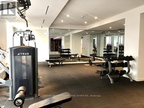 607 - 33 Helendale Avenue, Toronto, ON - Indoor Photo Showing Gym Room