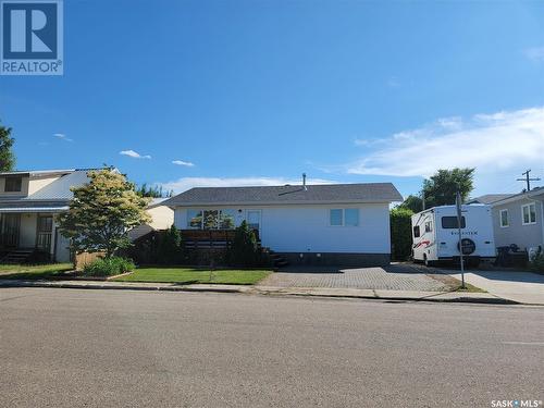 272 5Th Avenue W, Unity, SK - Outdoor