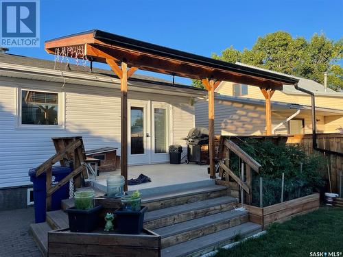 272 5Th Avenue W, Unity, SK - Outdoor With Deck Patio Veranda