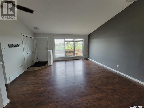 272 5Th Avenue W, Unity, SK - Indoor