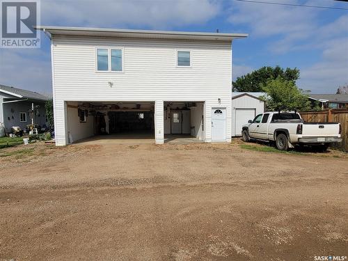 272 5Th Avenue W, Unity, SK - Outdoor