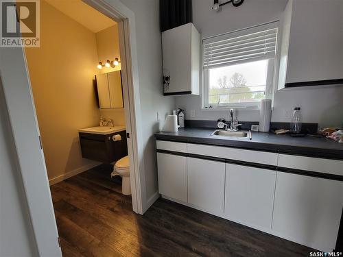 272 5Th Avenue W, Unity, SK - Indoor Photo Showing Kitchen