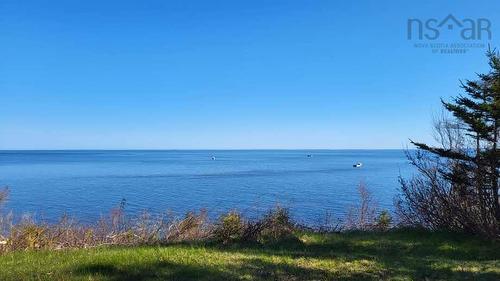 124 Red Cliff Drive, Seafoam, NS 