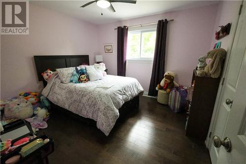 513 Gardner Crescent, Petawawa, ON - Indoor Photo Showing Bedroom