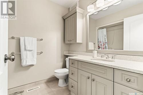 3336 Windsor Park Crescent, Regina, SK - Indoor Photo Showing Bathroom