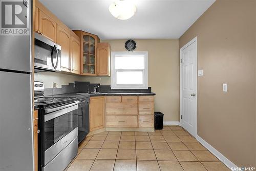 2327 Mcara Street, Regina, SK - Indoor Photo Showing Kitchen