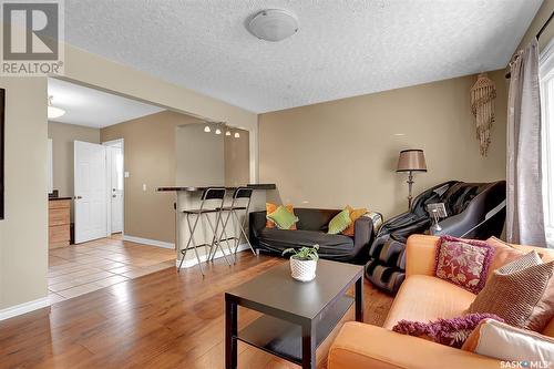 2327 Mcara Street, Regina, SK - Indoor Photo Showing Living Room