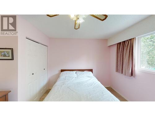 116 S Grosz Road, Quesnel, BC - Indoor Photo Showing Bedroom