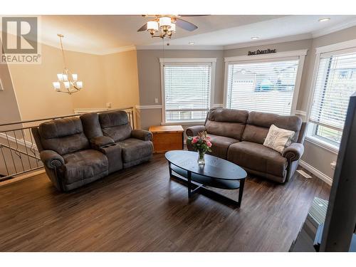 8808 113A Avenue, Fort St. John, BC - Indoor Photo Showing Living Room