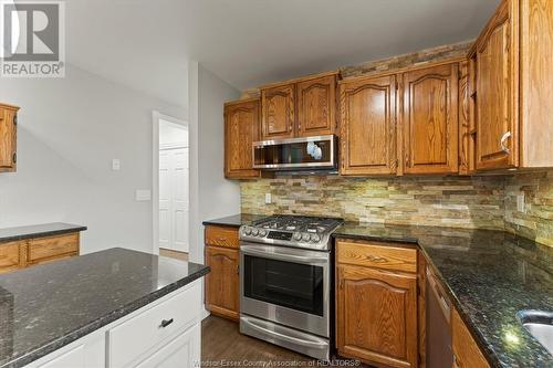 338 St. Simon, Belle River, ON - Indoor Photo Showing Kitchen
