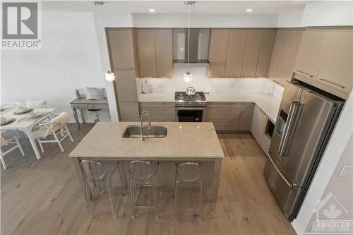 294 Squadron Crescent, Ottawa, ON - Indoor Photo Showing Kitchen With Stainless Steel Kitchen